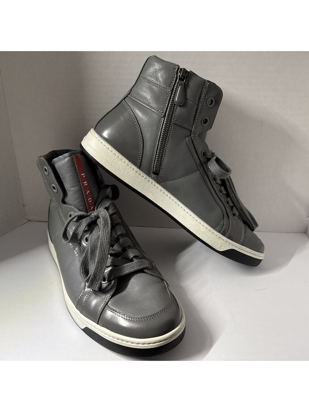 Prada Red Stripe Linea Rossa Gray Leather High-Top Sneakers 4T2723 Men's Size 9